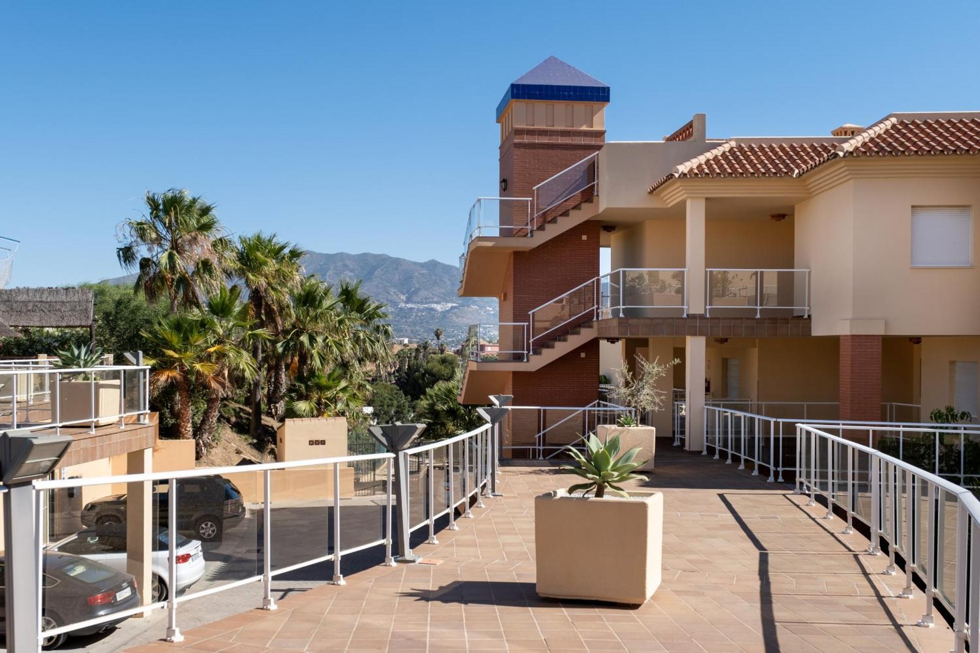 Malibu Mansions By The Beach By Alfresco Stays El Faro Exterior foto